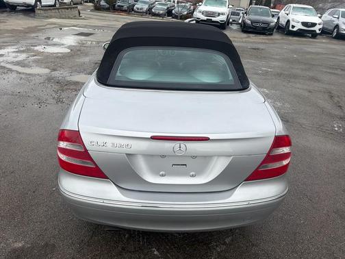 2005 Mercedes-Benz CLK-Class 320 Cabriolet