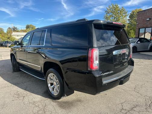 2016 GMC Yukon XL Denali