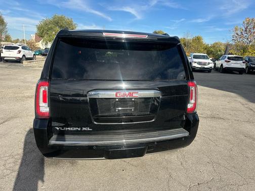 2016 GMC Yukon XL Denali