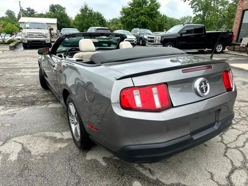 2010 Ford Mustang Base