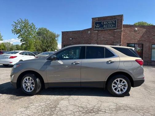 Tan 2018 Chevrolet Equinox LT