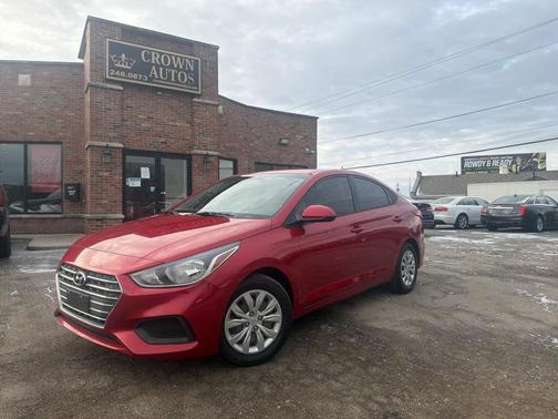 2019 Hyundai Accent SEL 4-Door 6A