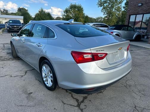 2017 Chevrolet Malibu 1LT