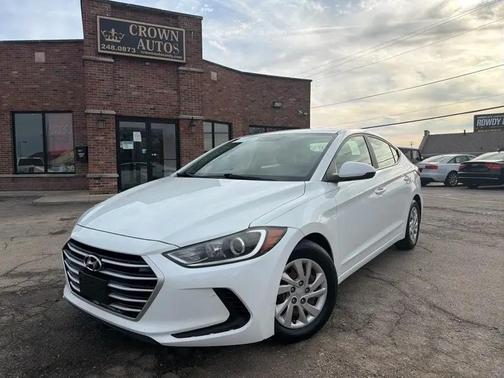 2017 Hyundai ELANTRA SE