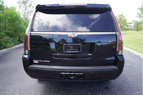 2020 Cadillac Escalade Luxury