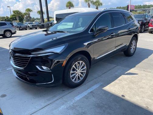 2023 Buick Enclave Essence FWD