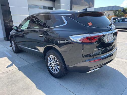 2023 Buick Enclave Essence FWD