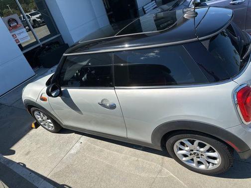 2015 MINI Hardtop Cooper