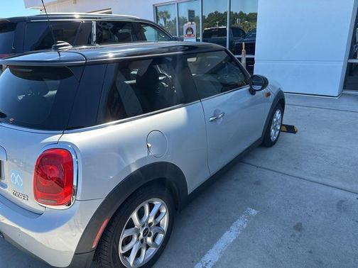 2015 MINI Hardtop Cooper