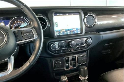 2021 Jeep Wrangler Unlimited Sahara Altitude