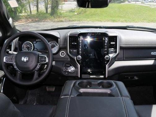 2025 RAM 1500 Laramie Crew Cab 4x4 57' Box