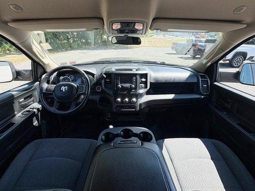 2020 RAM 2500 Tradesman Crew Cab 4X4 64' Box