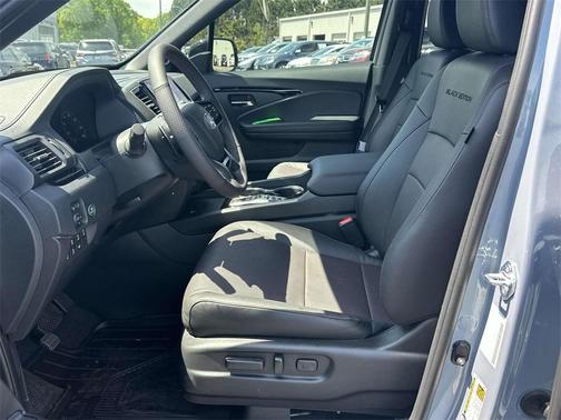 2025 Honda Ridgeline Black Edition