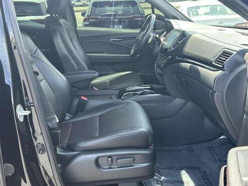 2022 Honda Ridgeline Black Edition
