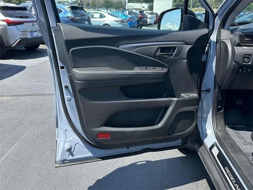 2025 Honda Ridgeline Sport