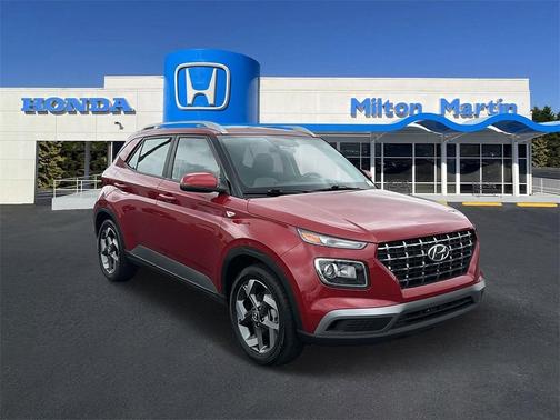 2023 Hyundai VENUE SEL