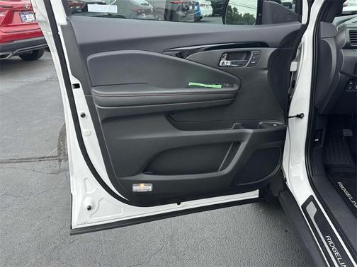2025 Honda Ridgeline Black Edition