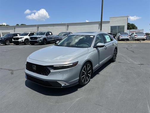 2025 Honda Accord Hybrid Touring
