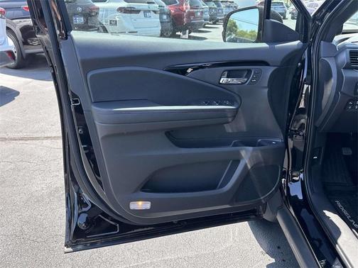 2025 Honda Ridgeline Black Edition