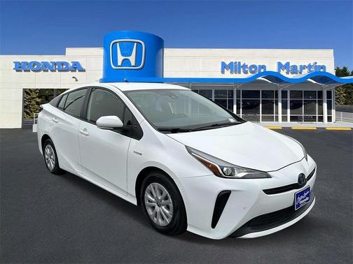 2022 Toyota Prius L