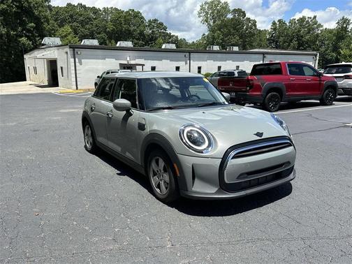 2022 MINI Hardtop Cooper