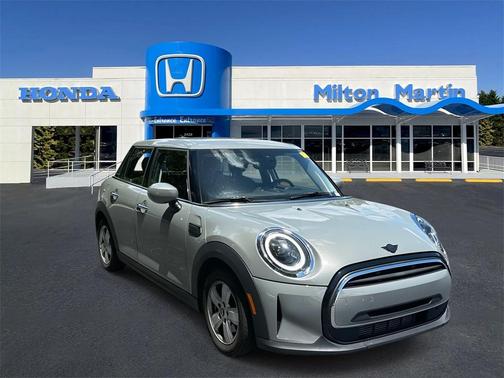 2022 MINI Hardtop Cooper