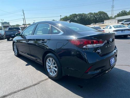 2018 Hyundai SONATA SE