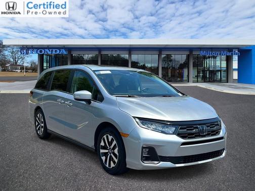 Solar Silver Metallic 2025 Honda Odyssey