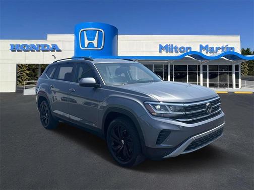 2022 Volkswagen Atlas 2.0T SE w/Technology