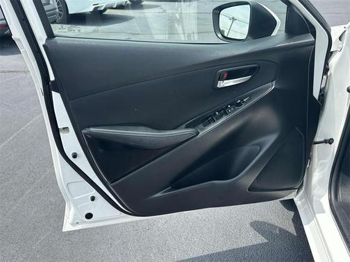2018 Toyota Yaris iA Base