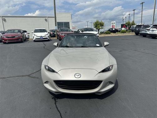 2022 Mazda MX-5 Miata Grand Touring