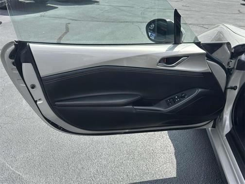 2022 Mazda MX-5 Miata Grand Touring