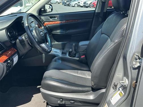 2011 Subaru Outback 2.5i