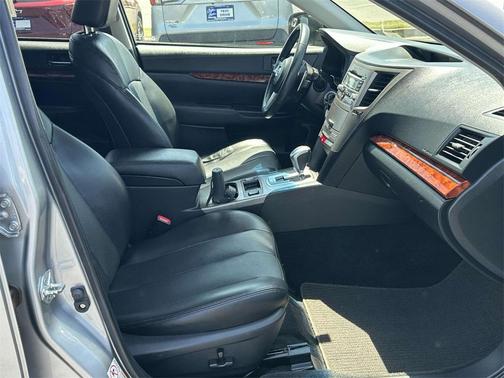 2011 Subaru Outback 2.5i