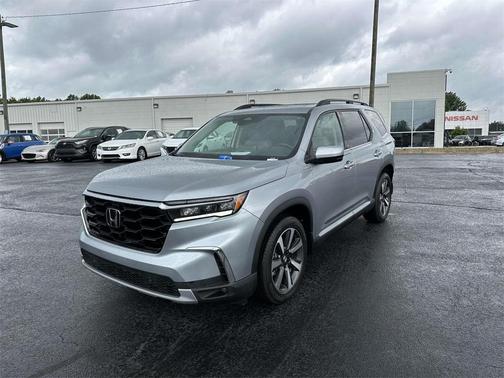 2024 Honda Pilot Touring