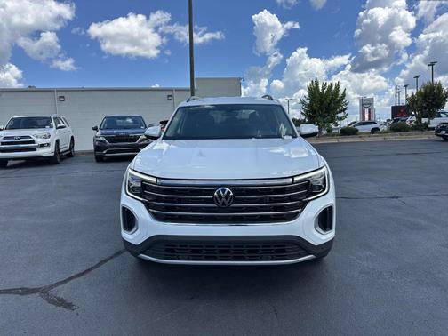 2024 Volkswagen Atlas 2.0T SE