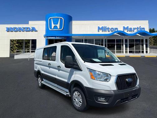 2022 Ford Transit-250 Base