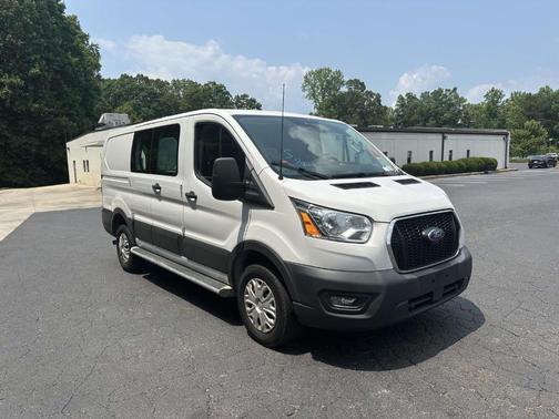 2022 Ford Transit-250 Base