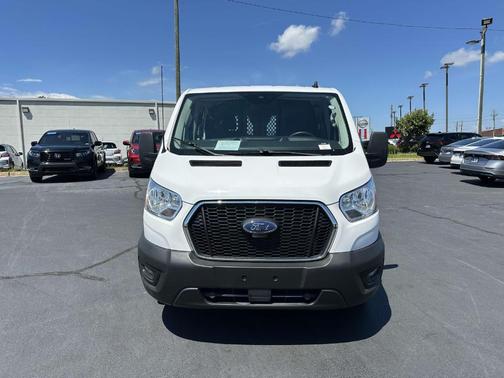 2022 Ford Transit-250 Base
