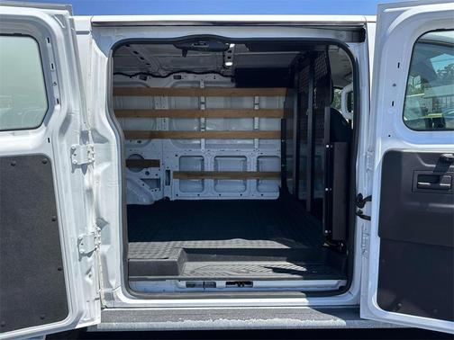 2022 Ford Transit-250 Base