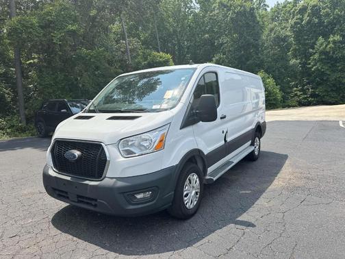 2022 Ford Transit-250 Base