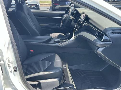 2022 Toyota Camry SE Nightshade