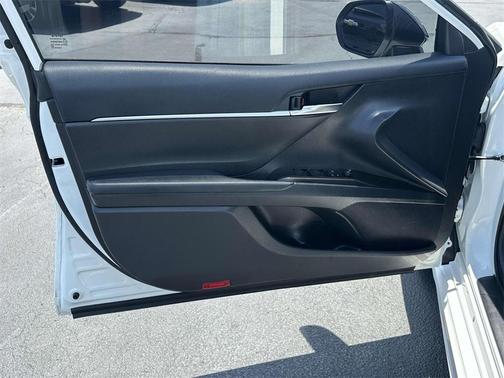 2022 Toyota Camry SE Nightshade