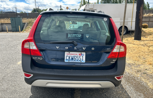 blue 2010 Volvo XC70 T6