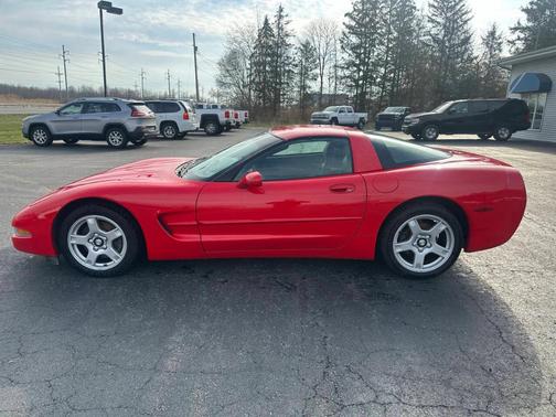 Red 1999 Chevrolet Corvette