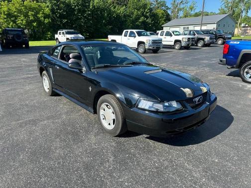 Black 2001 Ford Mustang Base