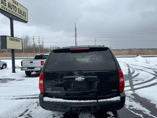 2010 Chevrolet Suburban 1500 LT