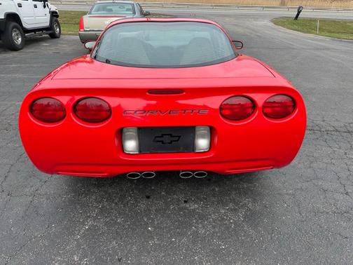 Red 1998 Chevrolet Corvette