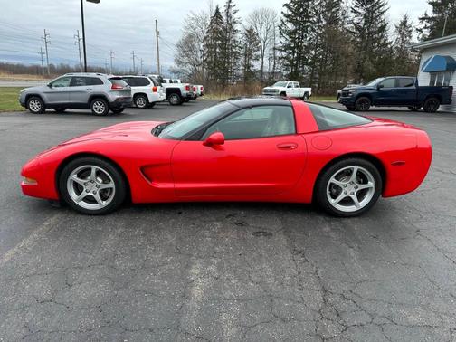 Red 1998 Chevrolet Corvette