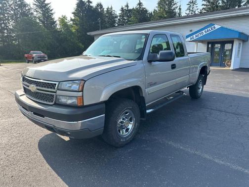 2005 Chevrolet Silverado 2500 LT H/D Extended Cab
